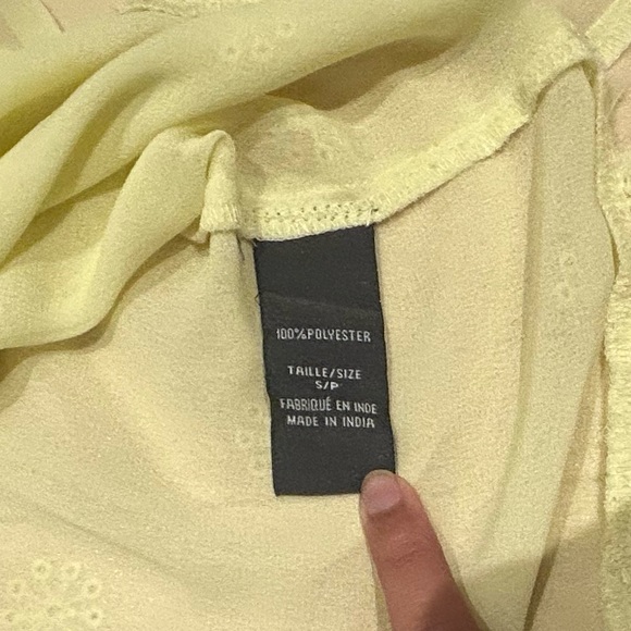 Suzy shier yellow top- Size S - Picture 5 of 7